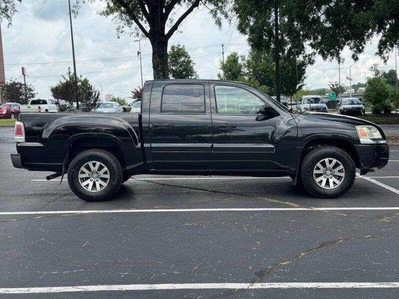 2008 Mitsubishi Raider LS