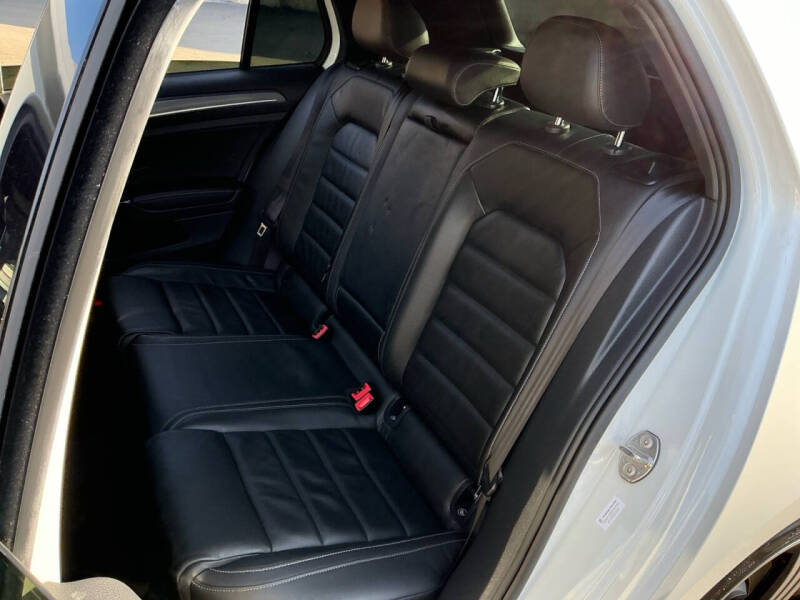 2015 Volkswagen Golf R