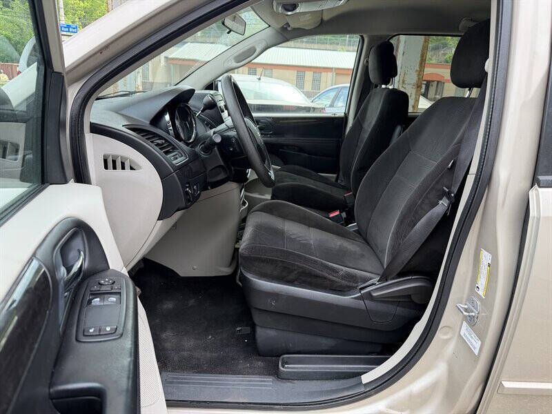 2013 Dodge Grand Caravan SE