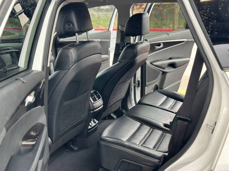 2017 Kia Sorento EX V6