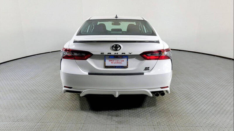 2022 Toyota Camry SE Nightshade