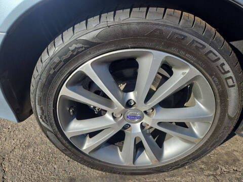 2011 Volvo C70 T5
