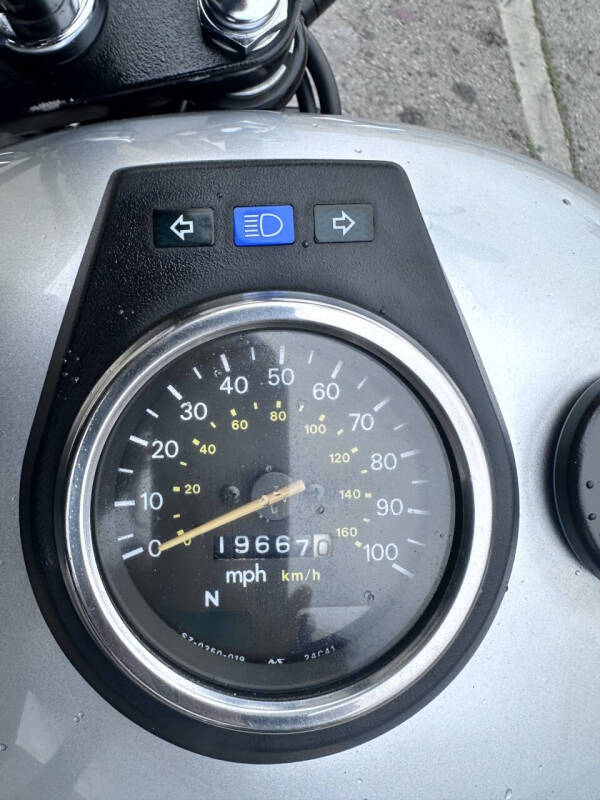 2018 Suzuki Boulevard S40