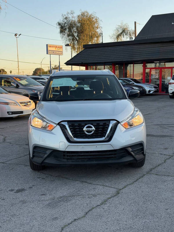 2018 Nissan Kicks S