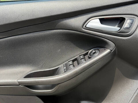 2017 Ford Focus SEL