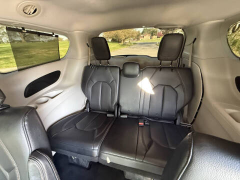 2018 Chrysler Pacifica Touring L