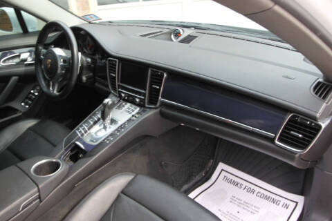 2013 Porsche Panamera 4