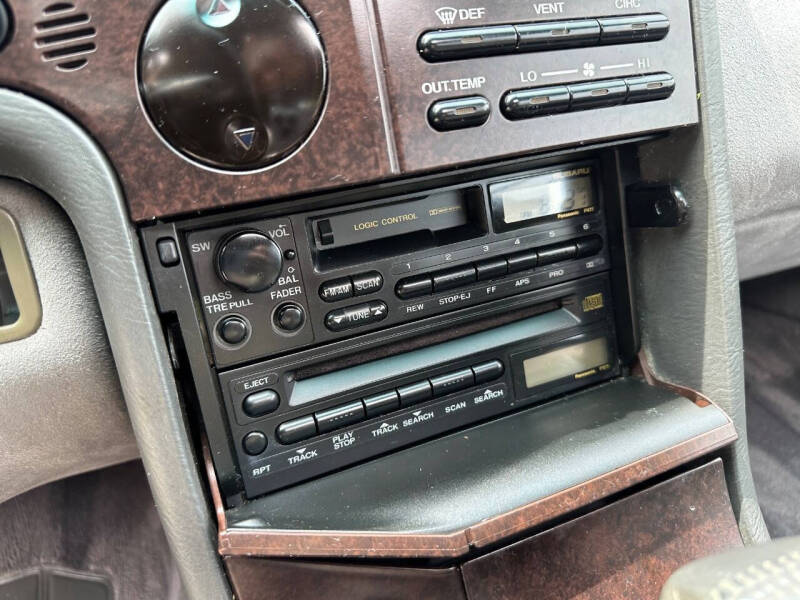 1992 Subaru SVX LS