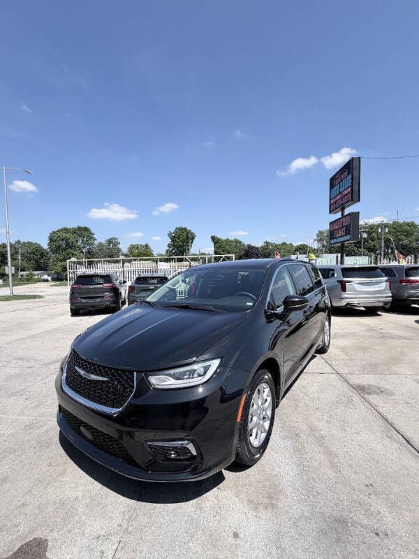 2023 Chrysler Pacifica Touring L
