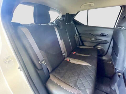 2019 Nissan Kicks S