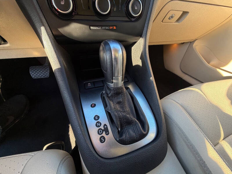 2014 Volkswagen Jetta SportWagen SE PZEV