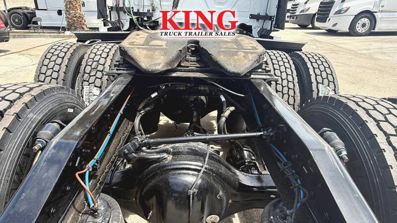 2024 Freightliner Cascadia