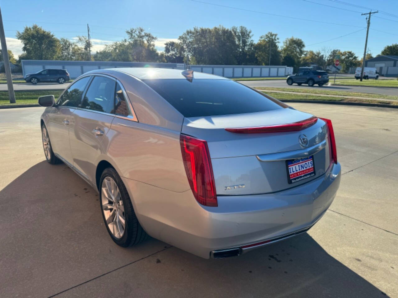 2015 Cadillac XTS for sale at Illinois Auto Wholesalers in Tolono, IL