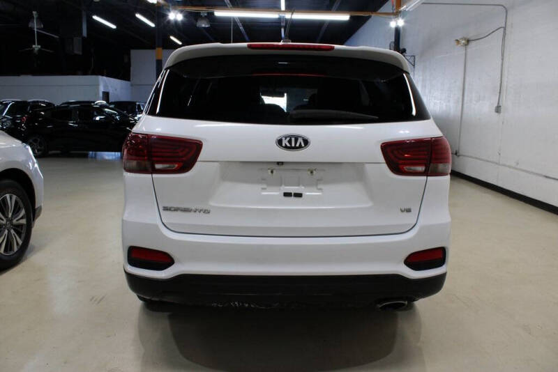 2020 Kia Sorento LX V6