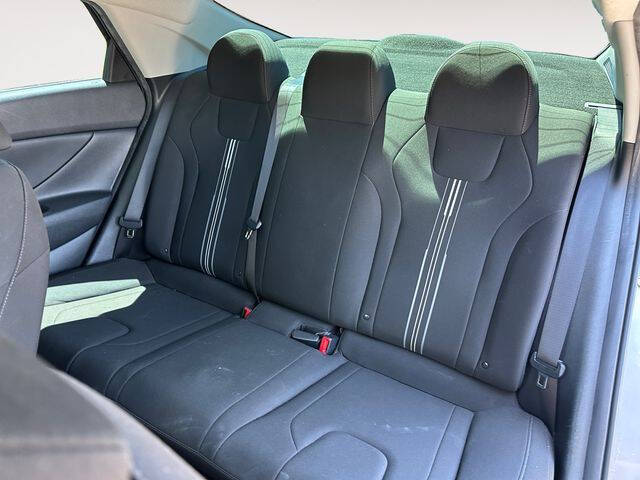 2022 Hyundai Elantra