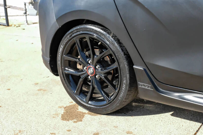 2019 Hyundai Veloster