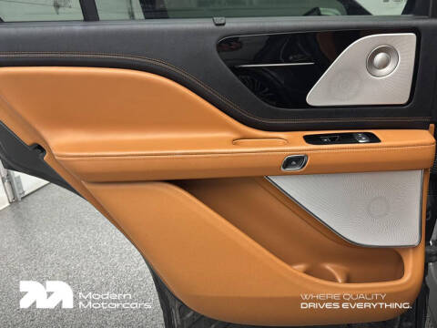 2020 Lincoln Aviator Black Label