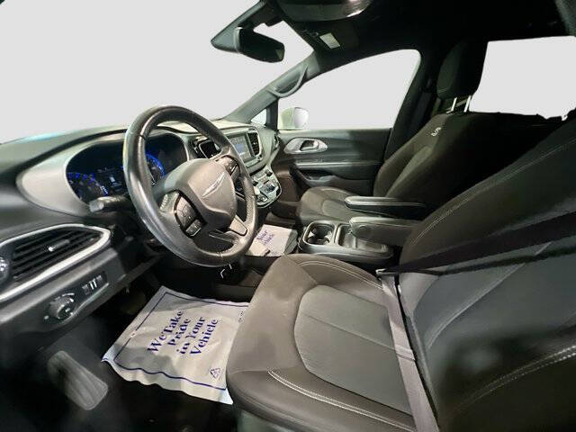 2020 Chrysler Pacifica Touring