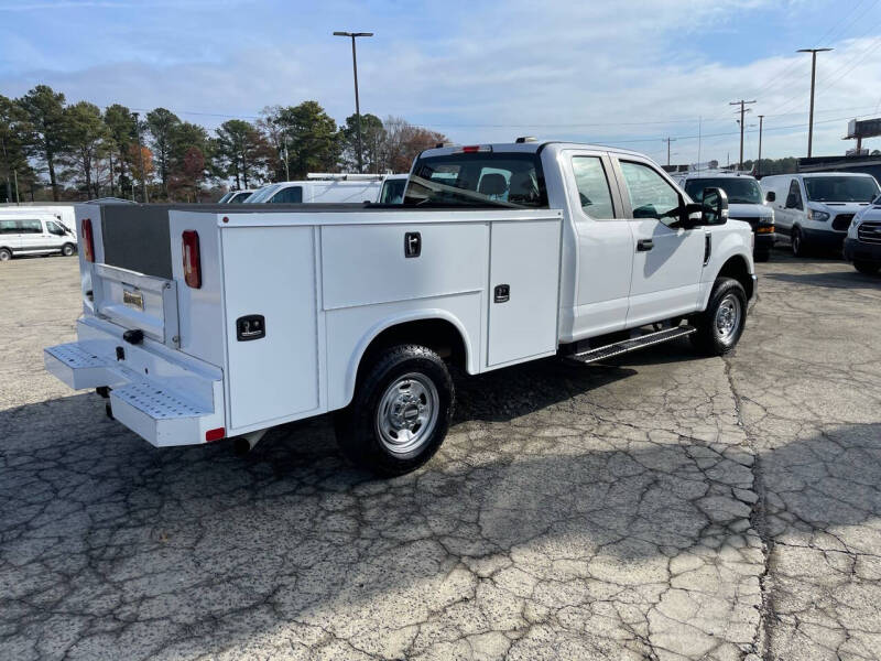 2020 Ford F-350 Super Duty XL photo 6