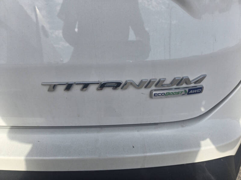 2024 Ford Edge Titanium