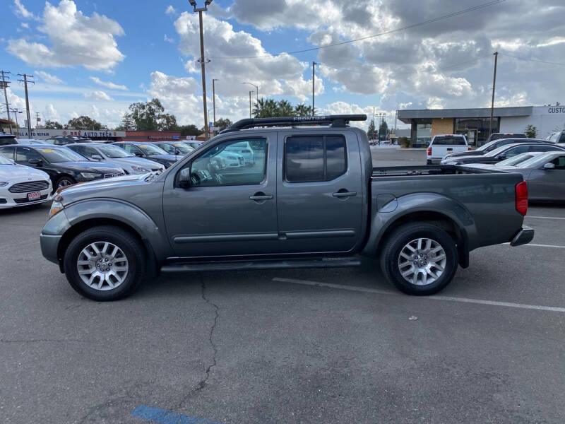 2005 Nissan Frontier SE photo 4