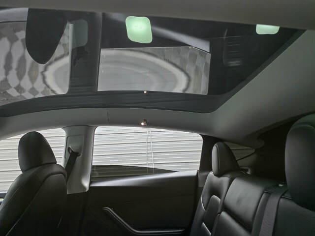 2024 Tesla Model Y Performance