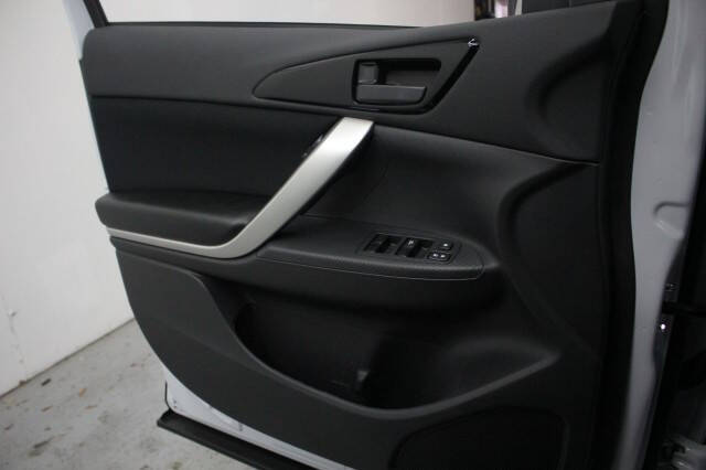 2026 Mitsubishi Eclipse Cross ES