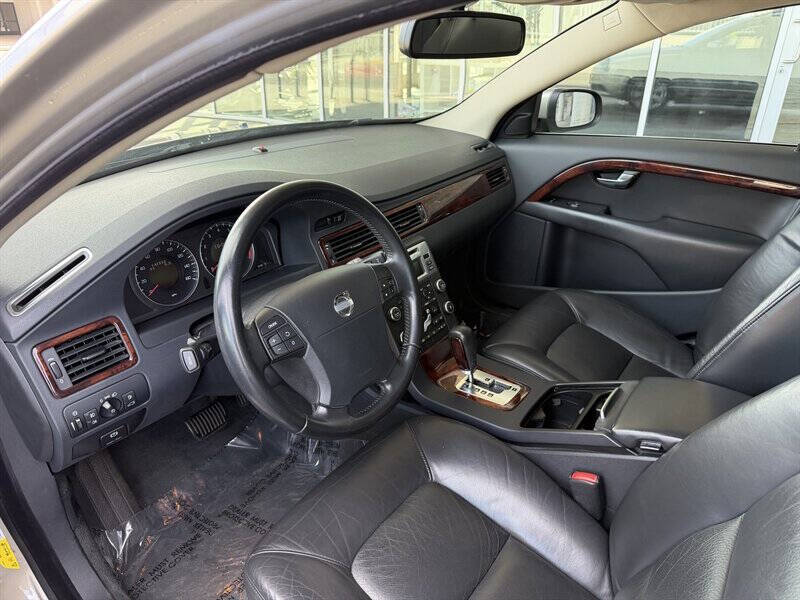 2008 Volvo V70 3.2