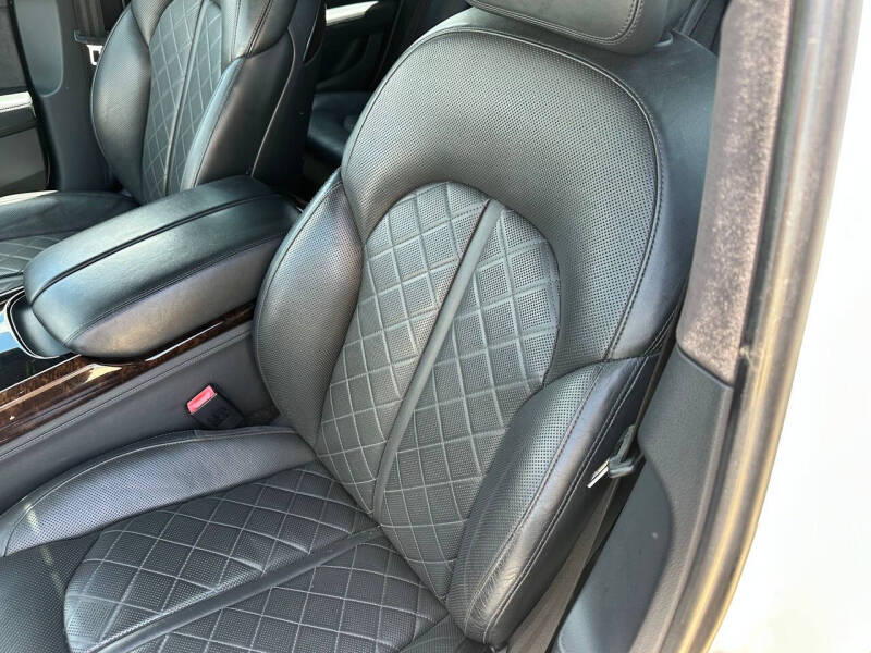 2012 Audi A8 quattro