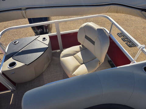 2024 Sun Tracker TRAILER
