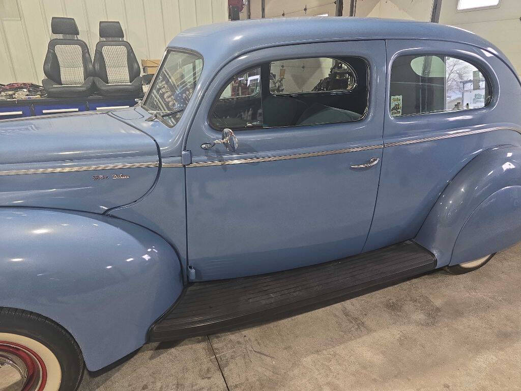 1940 Ford DELUXE V8 7