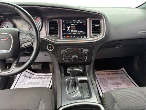 2017 Dodge Charger SE