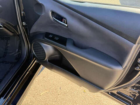 2021 Toyota Prius L Eco