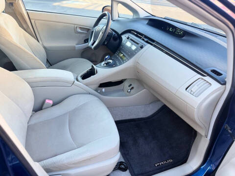 2011 Toyota Prius Three