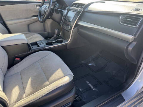 2016 Toyota Camry XLE