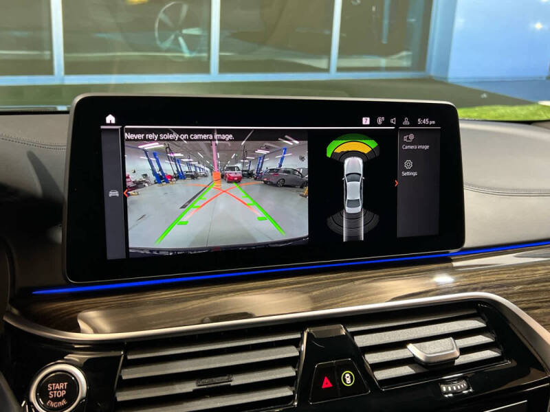 2021 BMW 5 Series M550i xDrive