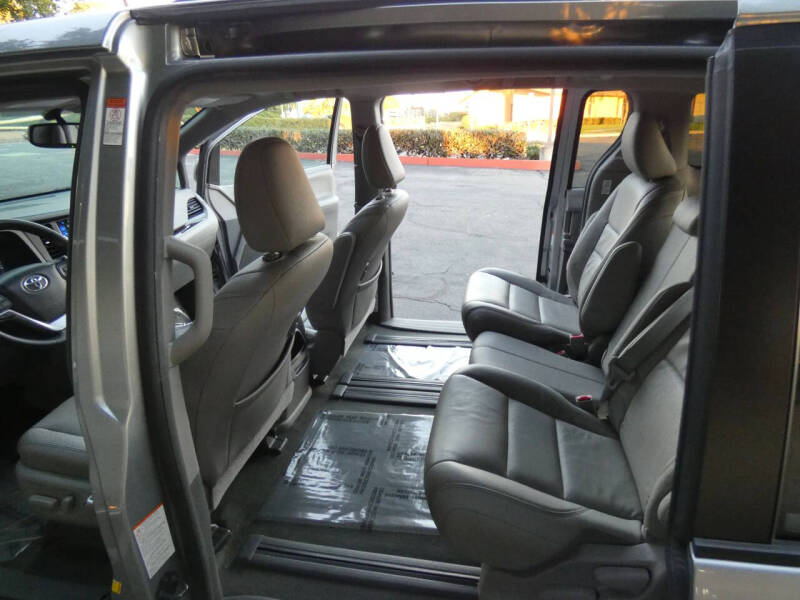 2015 Toyota Sienna