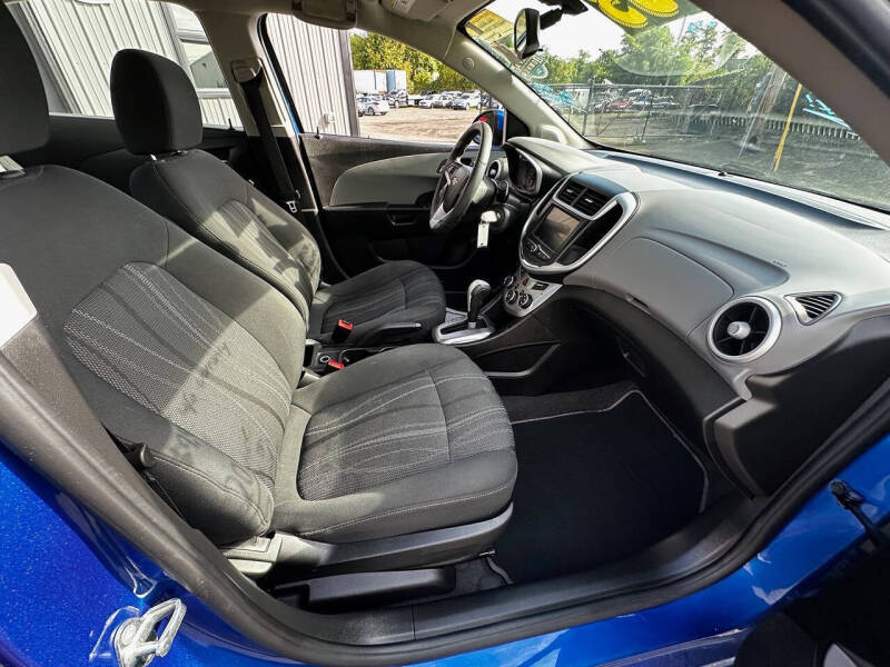 2019 Chevrolet Sonic LT Auto