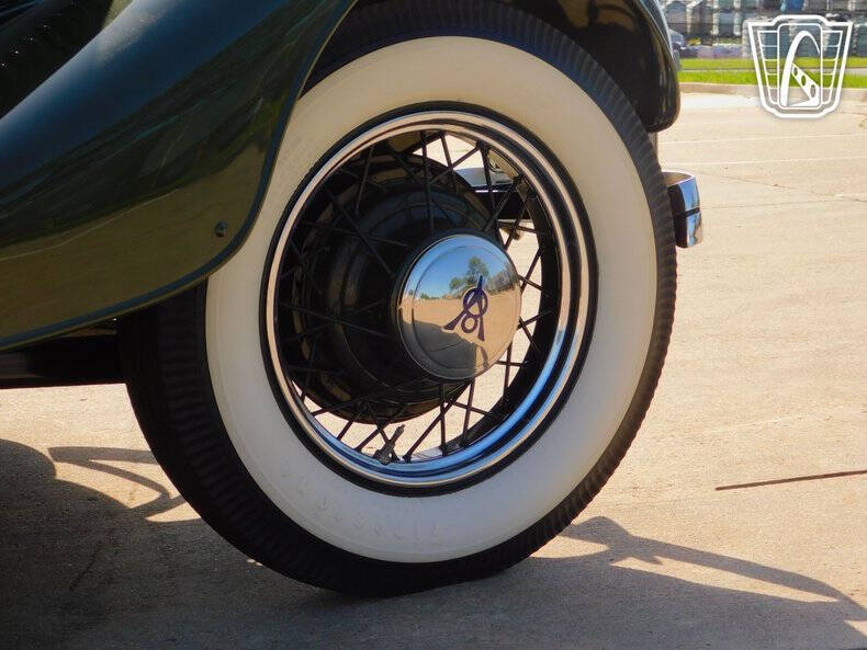 1934 Ford Roadster