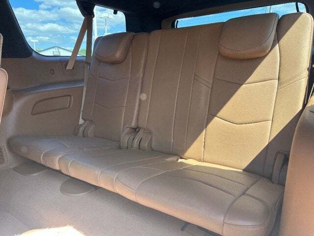 2017 Cadillac Escalade ESV 22