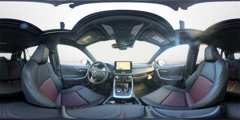 2025 Toyota RAV4 Plug-in Hybrid XSE