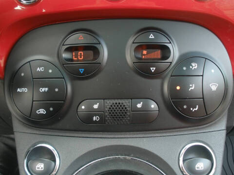2012 FIAT 500 Lounge