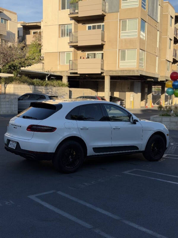 2018 Porsche Macan