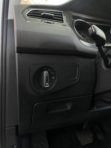 2018 Volkswagen Tiguan 2.0T SE