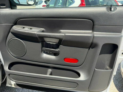 2004 Dodge Ram 1500 SLT