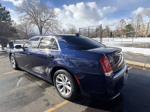 2015 Chrysler 300 Limited