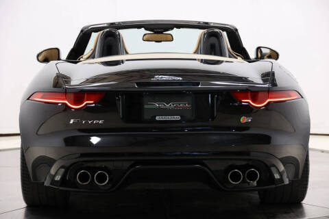 2014 Jaguar F-TYPE V8 S