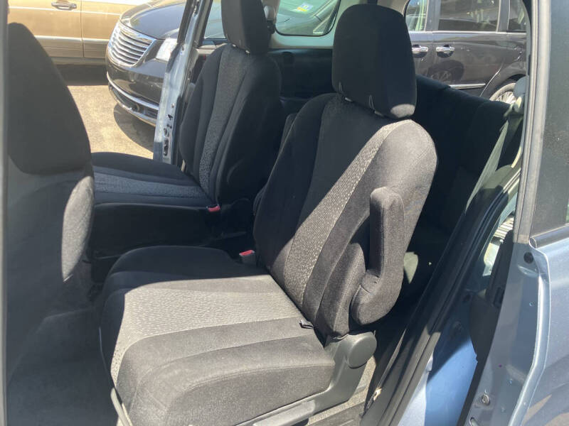 2012 Mazda MAZDA5 Sport