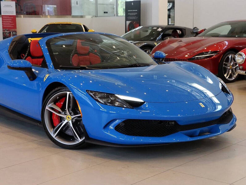 2024 Ferrari 296 GTS