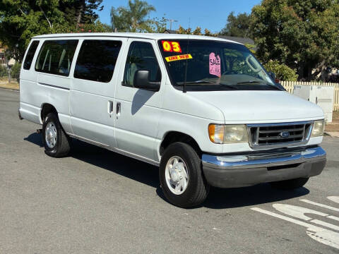 2003 Ford E-Series E-350 SD XLT